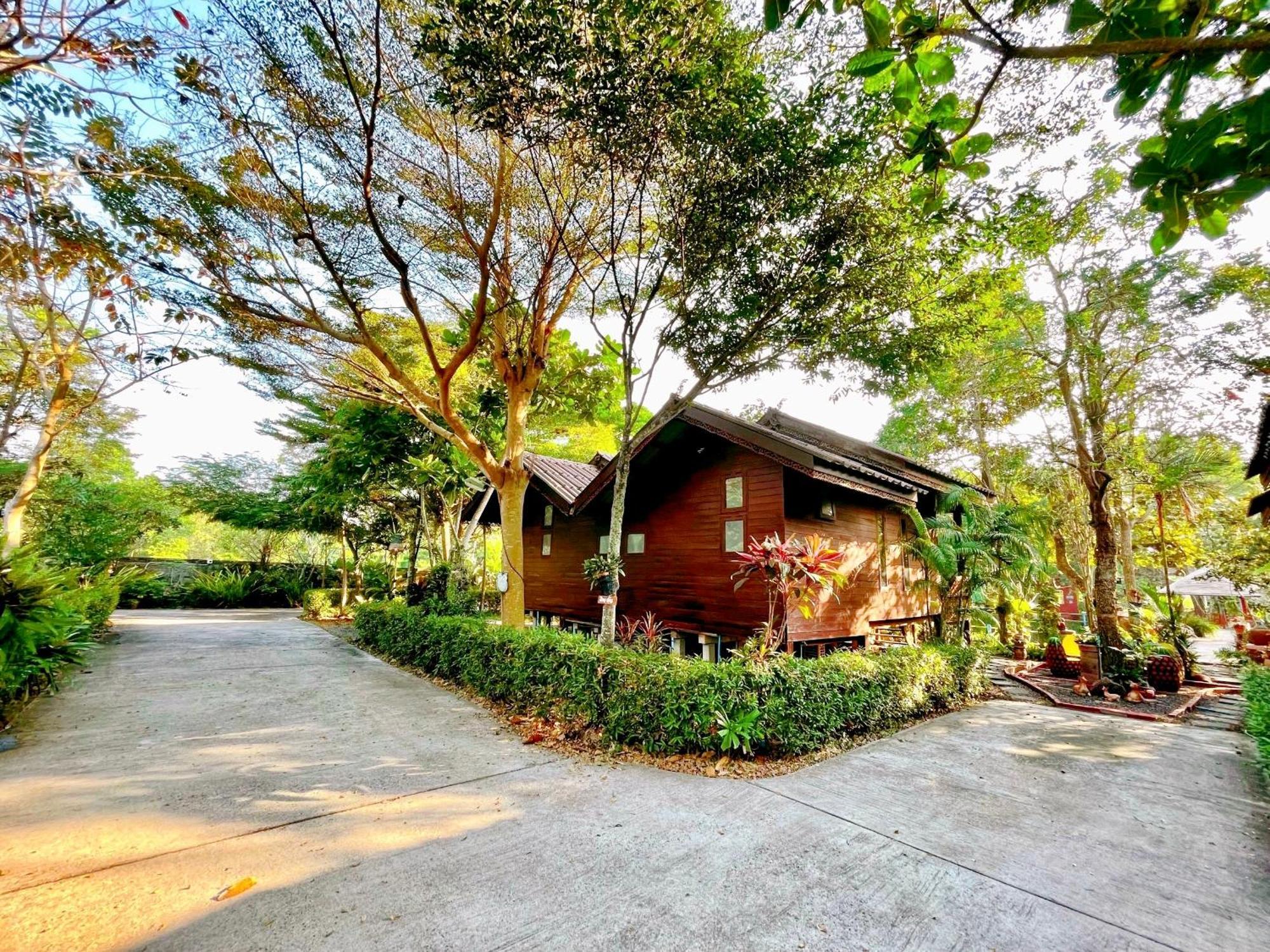 Panpim Resort Noen Hom Exterior photo